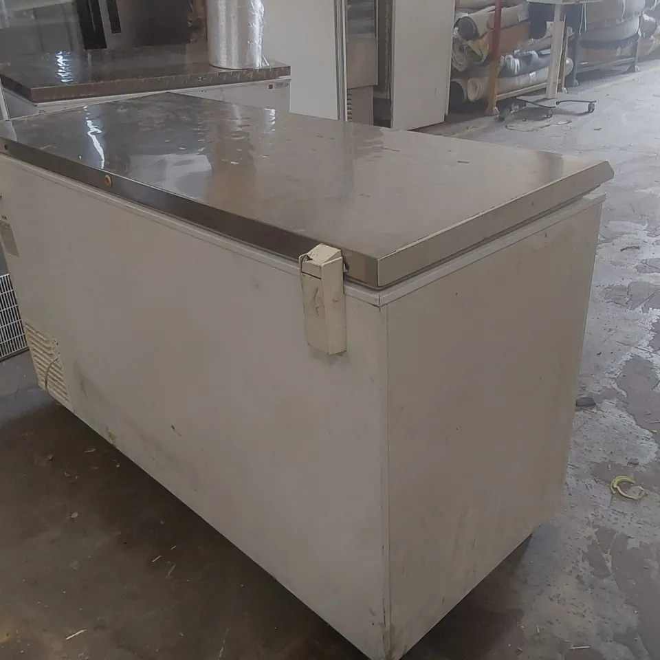 GRAM CF510S COMMERCIAL CHEST FREEZER