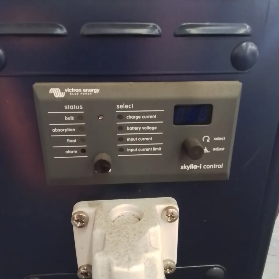 PROTRACK B/CHARGER CW MAINS LEAD (TT)