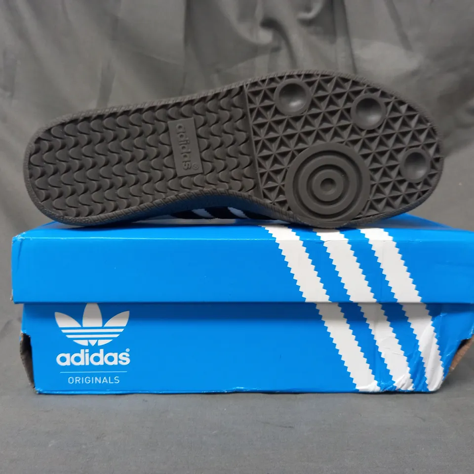 BOXED PAIR OF ADIDAS SAMBA VEGAN SHOES IN WHITE/BLACK UK SIZE 5