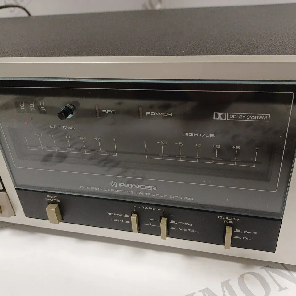 UNBOXED PIONEER STEREO CASSETTE TAPE DECK CT-320
