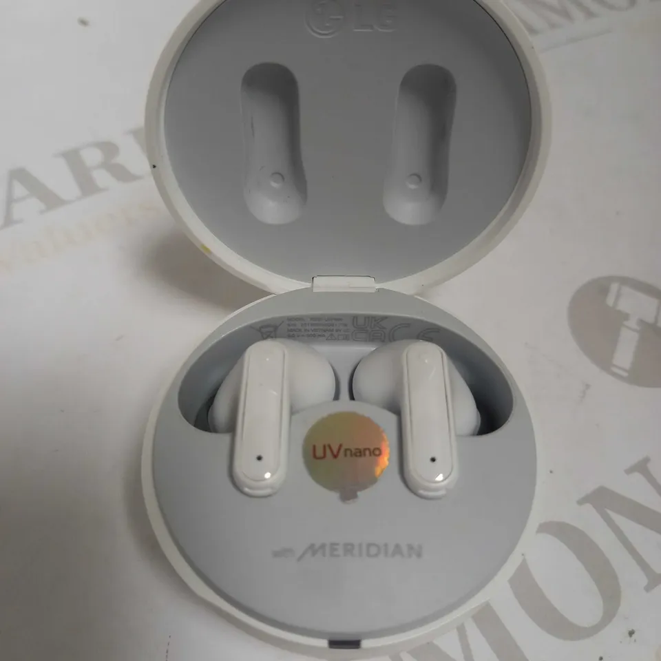 LG TONE FREE UFP9 BLUETOOTH EARBUDS