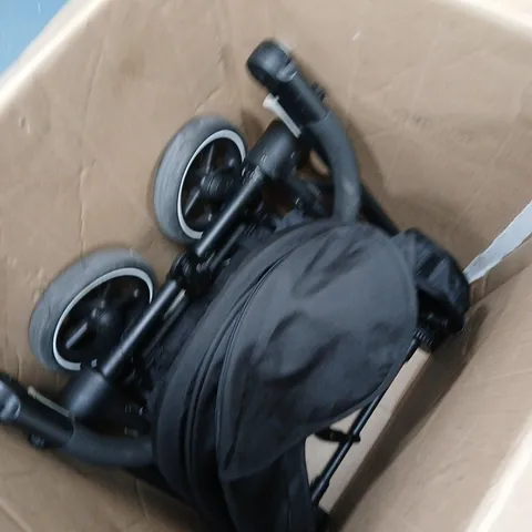 EOS 2 IN 1 PUSHCHAIR BUNDLE TRAVEL SYSTEM 