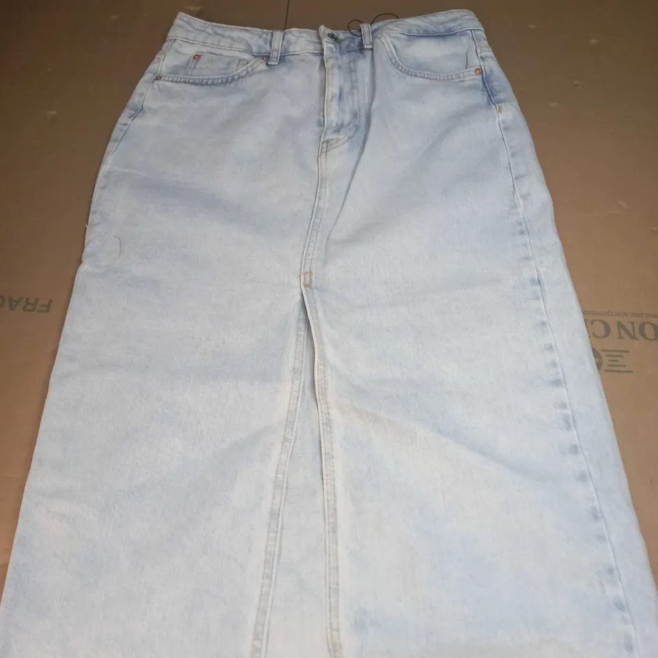 WOMENS STRADIVARIUS SPILT DENIM SKIRT SIZE 10