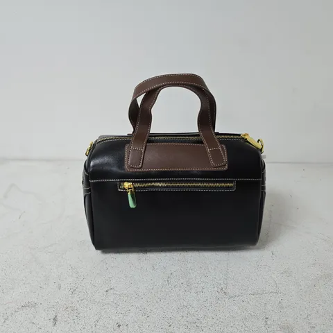 BLACK LEATHER HANDBAG WITH BROWN TOP HANDLES β ZIP CLOSURE
