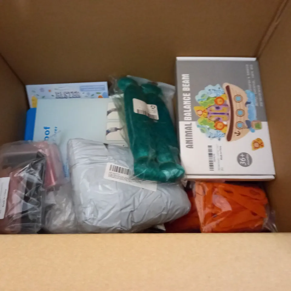 LOT OF ASSORTED HOUSEHOLD ITEMS TO INCLUDE LAPTOP CPU COOLERS, STRIMMER BLADES AND ANIMAL BALANCE BEAMS