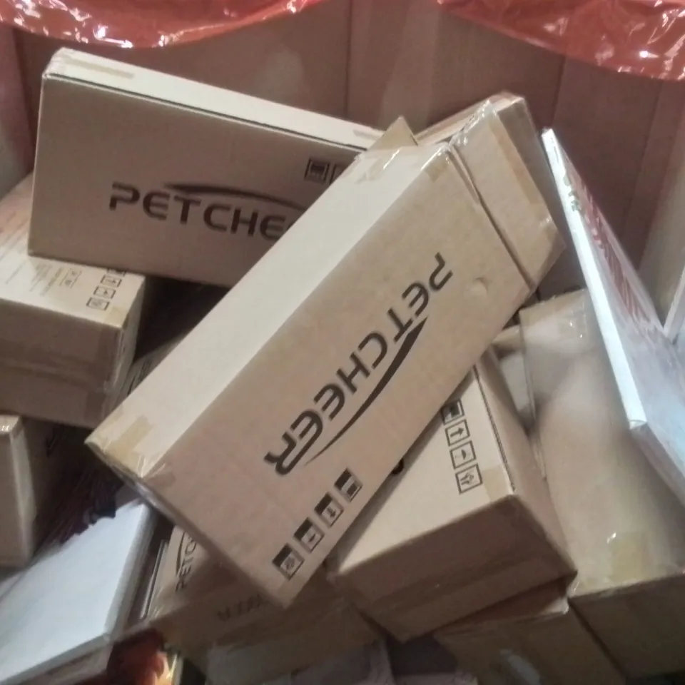 PALLET OF ASSORTED HOUSEHOLD GOODS AND PRODUCTS TO INCLUDE; PORTABLE PROTE,FOAM ROLLER,ANTI AGING BEAUTY PILLOW