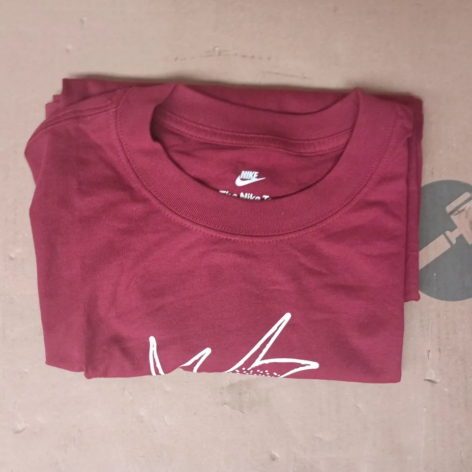 NIKE SHORT SLEEVE T-SHIRT IN RED SIZE MEDIUM