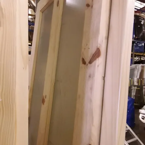 2 PANEL GLAZED PINE INTERNAL DOOR - SIZE UNSPECIFIED 