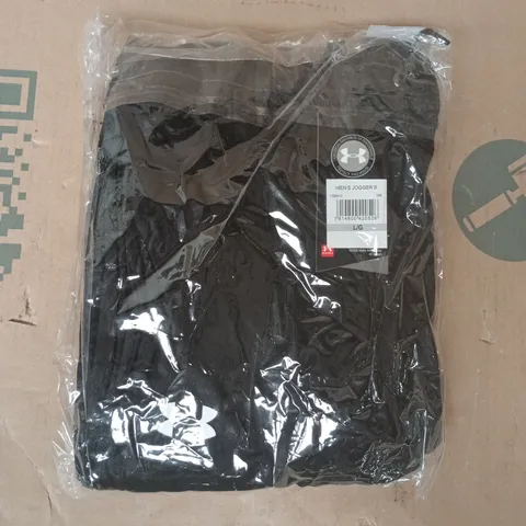 BAGGED UNDER ARMOUR MEN'S JOGGERS IN BLACK SIZE LARGE