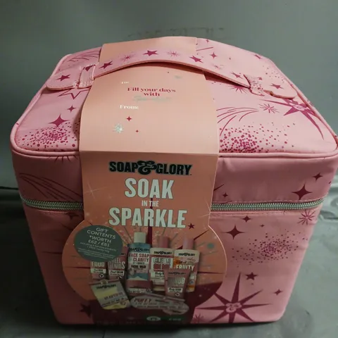 SEALED SOAP AND GLORY SOAK IN THE SPARKLE GIFTSET