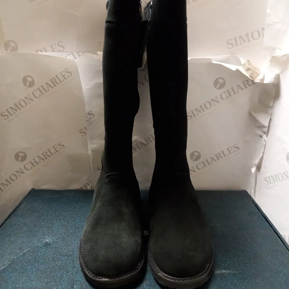 EMU AUSTRALIA "MOONTA" WATERPROOF KNEE LEATHER BOOTS BLACK - SIZE 6