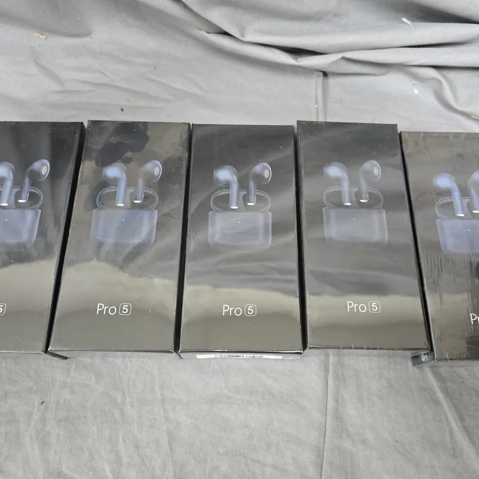 5 X SEALED PRO5 WIRELESS EARPHONES IN BLACK