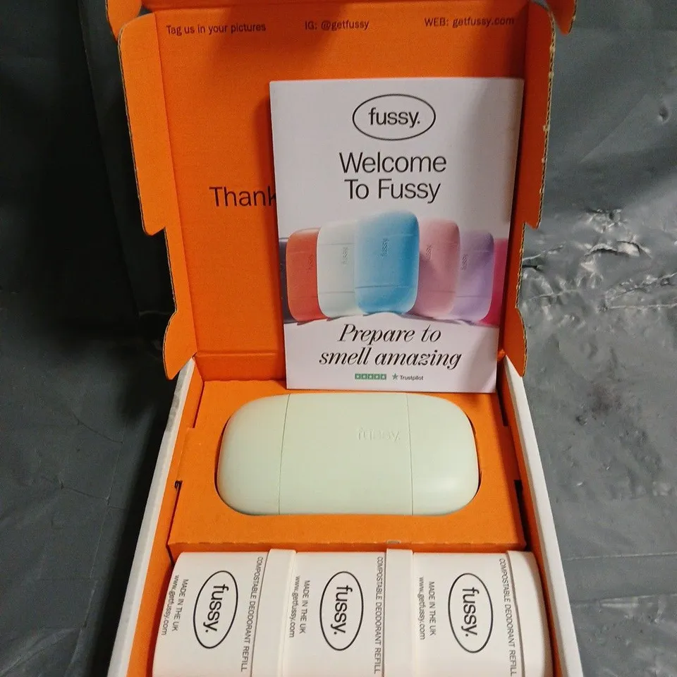 BOXED FUSSY DEODORANT WITH X3 REFILLS