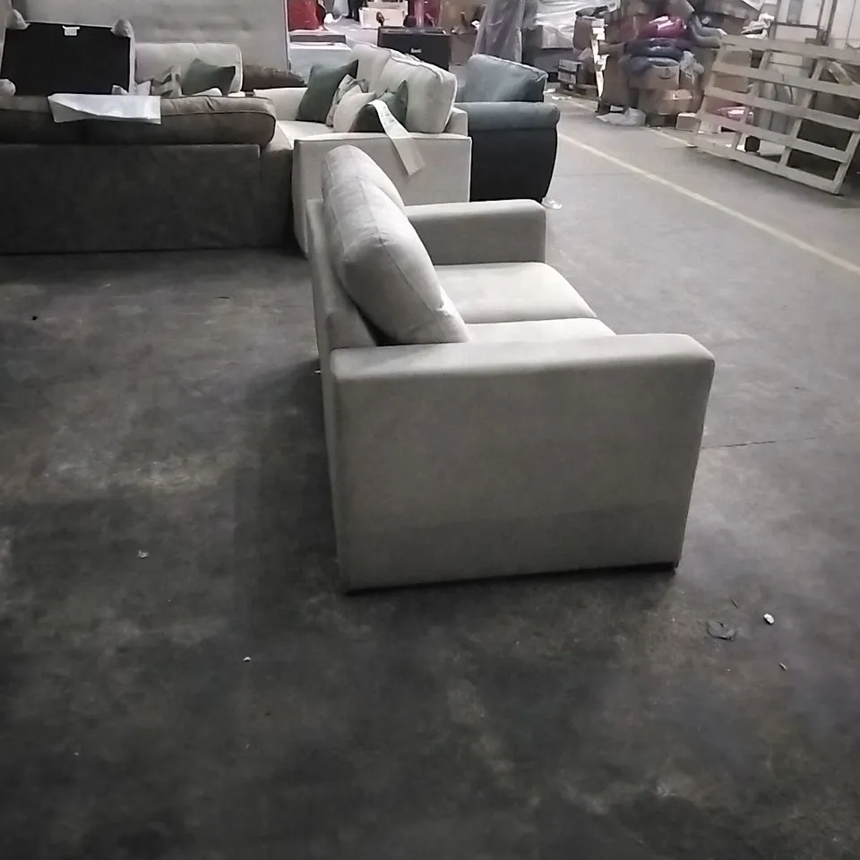 QUALITY DESIGNER SEVILLE 2 SEATER SOFA (1 LEG MISSING)