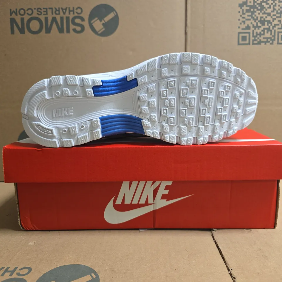 BOXED PAIR OF NIKE P-6000 TRAINERS IN WHITE/SILVER SIZE UK 7