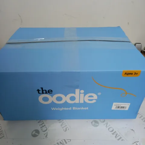 BOXED THE OODIE WEIGHTED BLANKET IN BLUE - 6.8kg