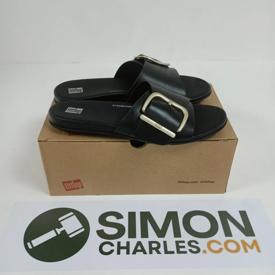 BOXED PAIR OF FITFLOP GRACIE MAXI-BUCKLE LEATHER SLIDES IN BLACK - UK 7