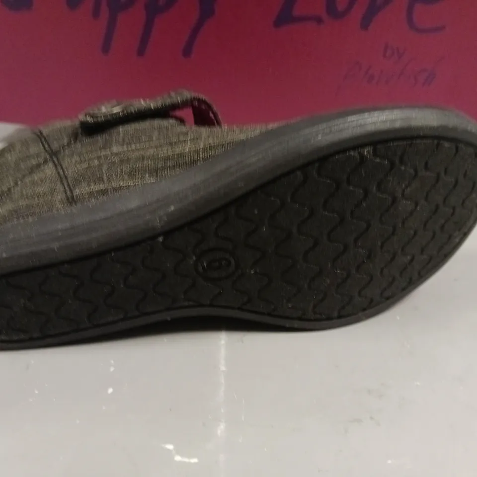 LOT OF 6 BOXED PAIRS OF GUPPY LOVE WEDGE HEELED SHOES - 6
