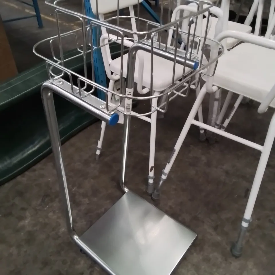 ASSORTED MOBILITY AIDS, INCLUDING, 4 × HEIGHT ADJUSTABLE SEATS, 2 × WALKING FRAMES & METAL WASTE BIN STAND