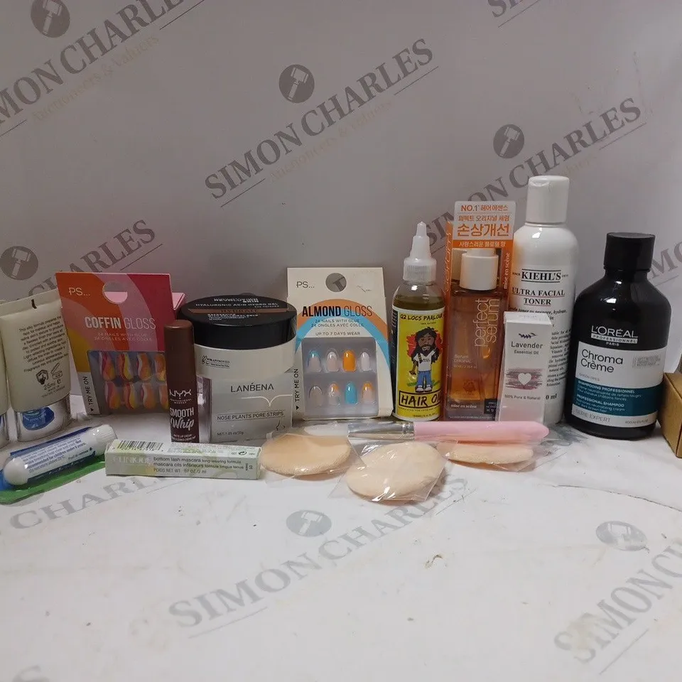 APPROXIMATELY 15 ASSORTED COSMETICS PRODUCTS TO INCLUDE LOREAL CHROMA CREME PROFESSIONAL SHAMPOO (300ml), KIEHLS ULTRA FACE TONER (250ml), REVOLUTION HYDRO GEL EYE PATCHES, ETC