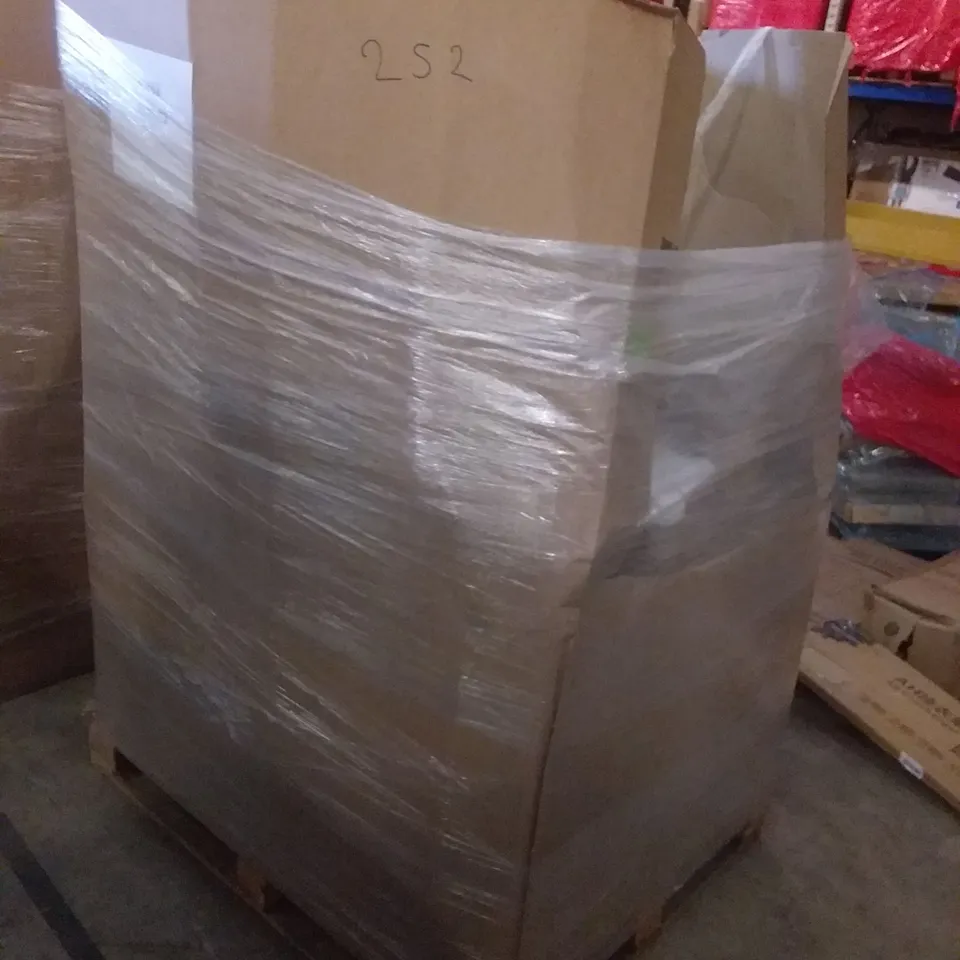 PALLET OF ASSORTED ITEMS INCLUDING PACHIRA CUBE STORAGE ORAGNIZER, AH COAT HANGER, 3 TIER BAMBOO PLANT STAND, THERMOMATE, KORVO, GOLDFAN ROUND COFFEE TABLE