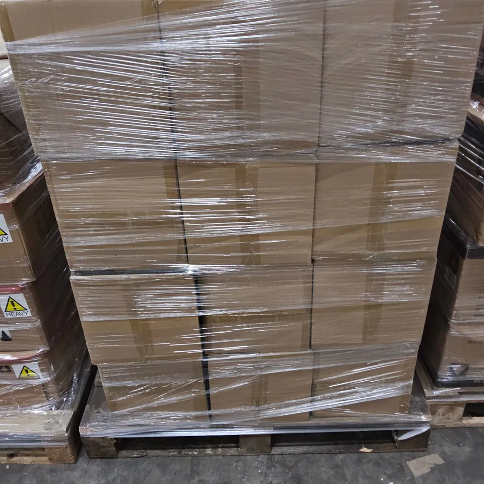 PALLET OF APPROXIMATELY 12 BRAND NEW BOXED 114cm SILVER TIPS TREE