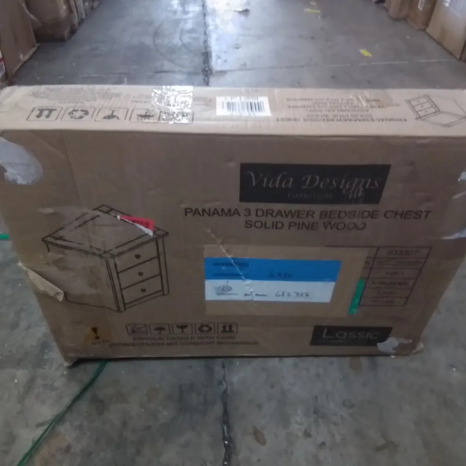 BOXED PANAMA 3 DRAWER BEDSIDE CHEST SOLID PINE WOOD (1 BOX)