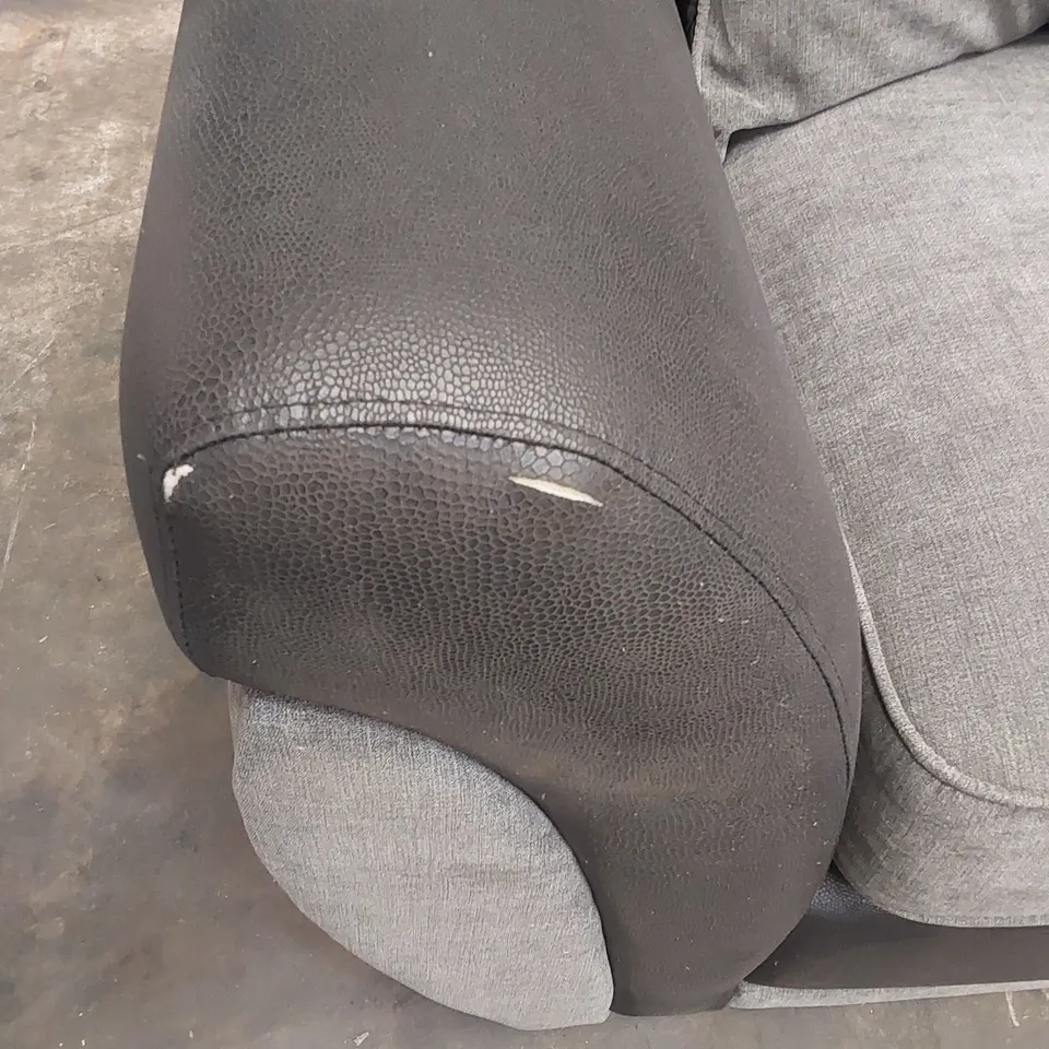 DESIGNER HILTON 4-SEATER SOFA 