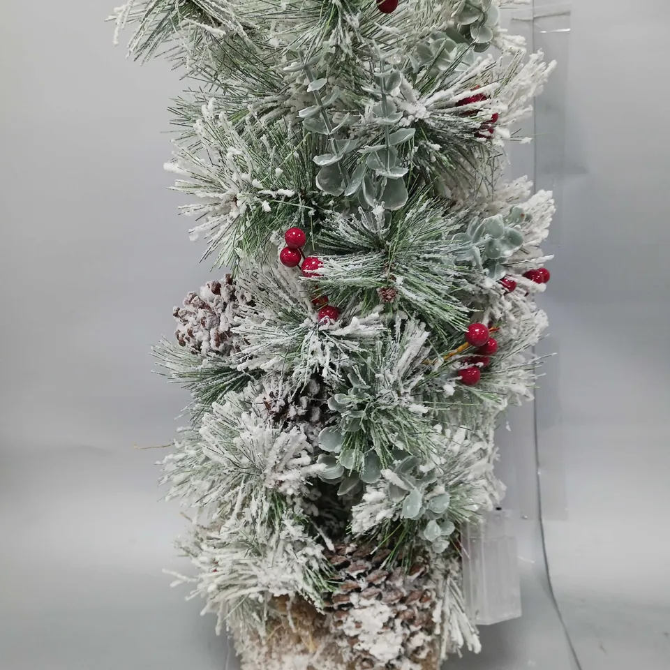 BOXED BAVARIAN PRE LIT TABLE TOP TREE RRP £32.99