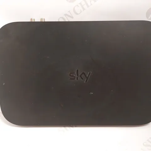 SKY Q SET TOP BOX - ES140