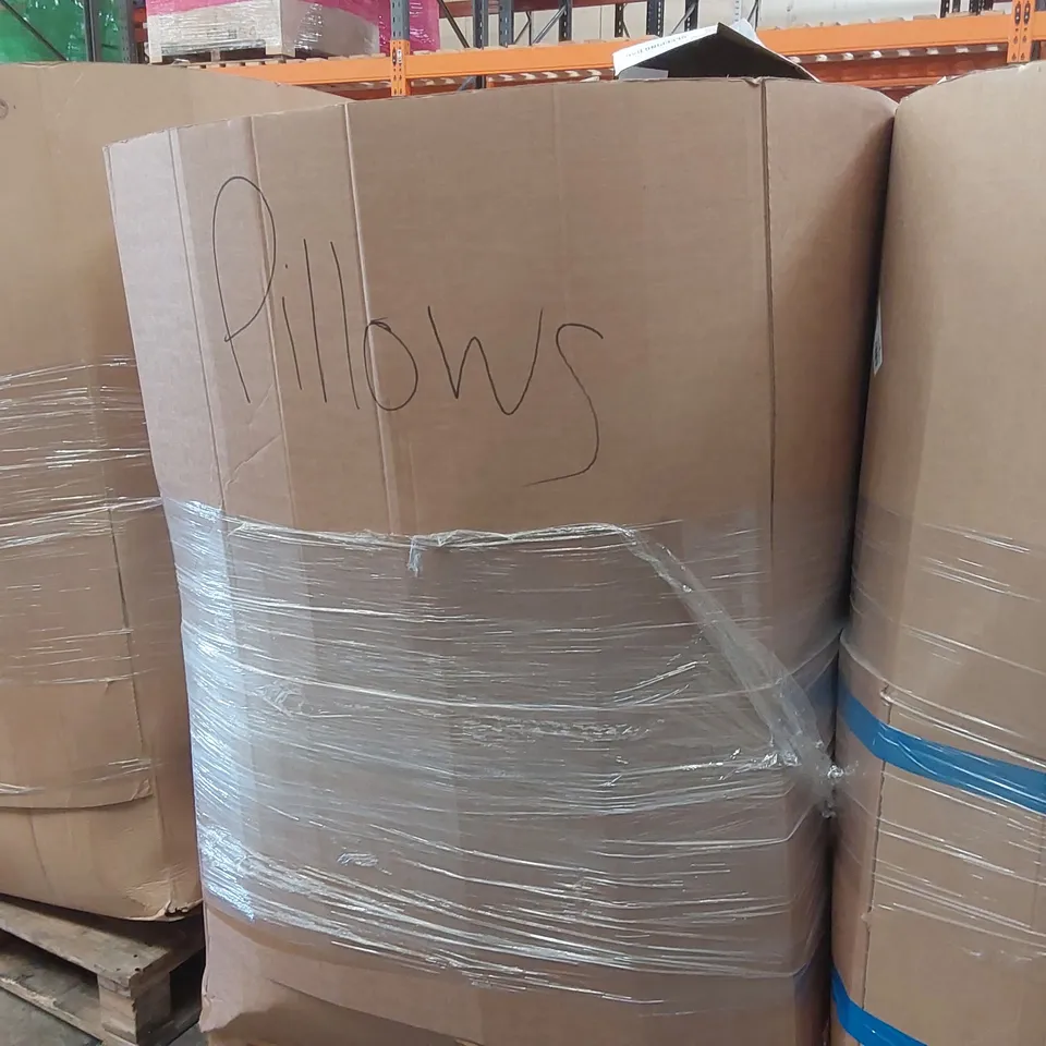 PALLET CONTAINING A VERY LARGE QUANTITY OF ASSORTED PILLOWS AND RELATED BEDDING/COMFORT PRODUCTS ECT