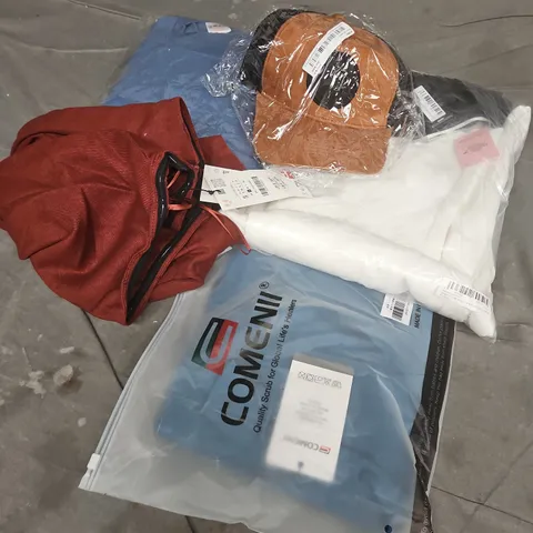 APPROXIMATELY 30 ASSORTED CLOTHING ITEMS IN VARIOUS SIZES, STYLES & COLOURS TO INCLUDE BRANDS SUCH AS COMENII, PRETTYLITTLETHING, ZARA, ETC - COLLECTION ONLY