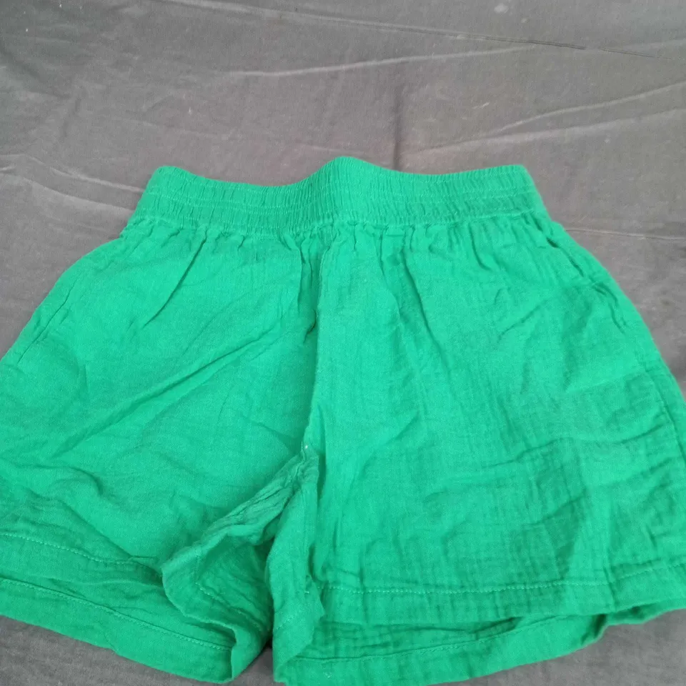 BODEN WOMEN'S GREEN SHORTS – UK 8 (US 4)