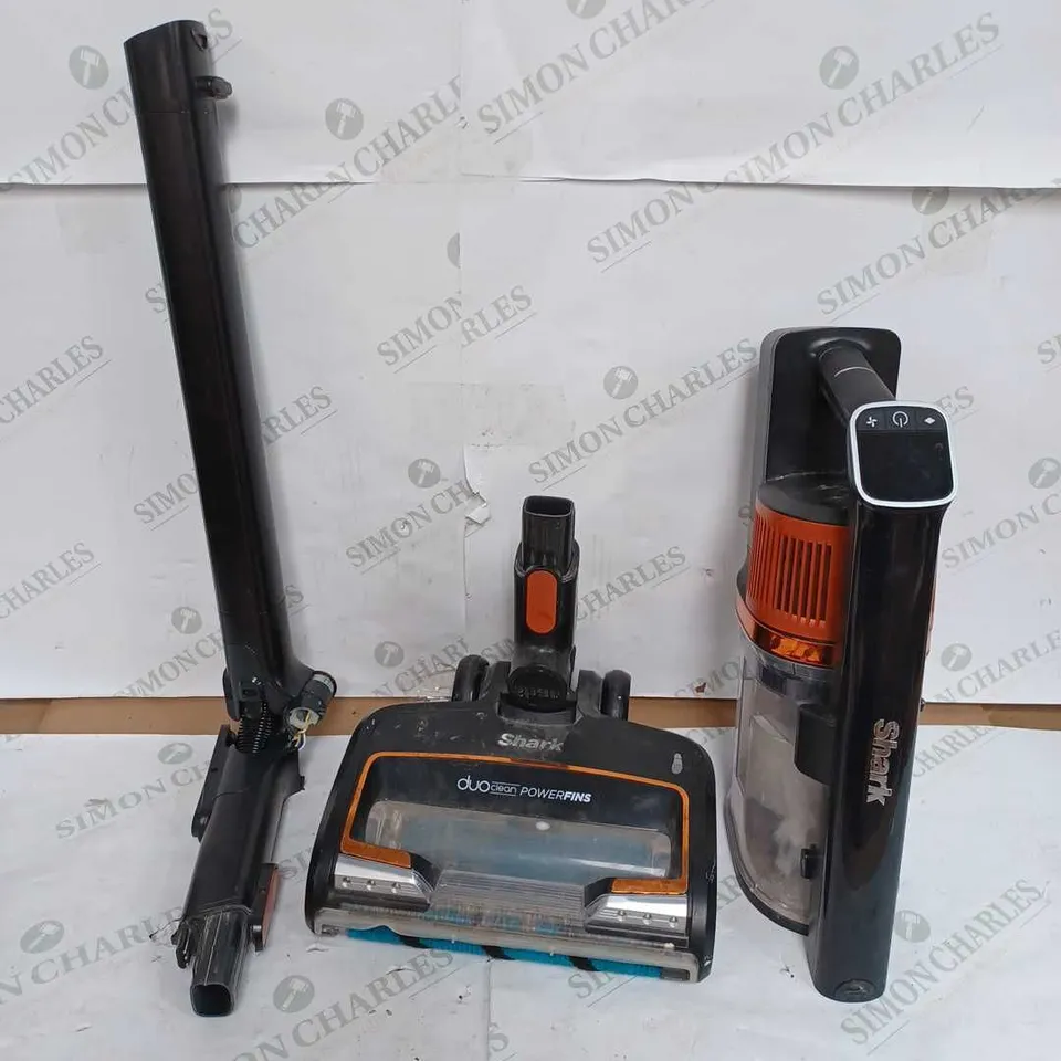 SHARK CORDLESS VACUUM ANTI HAIR WRAP + POWERFINS