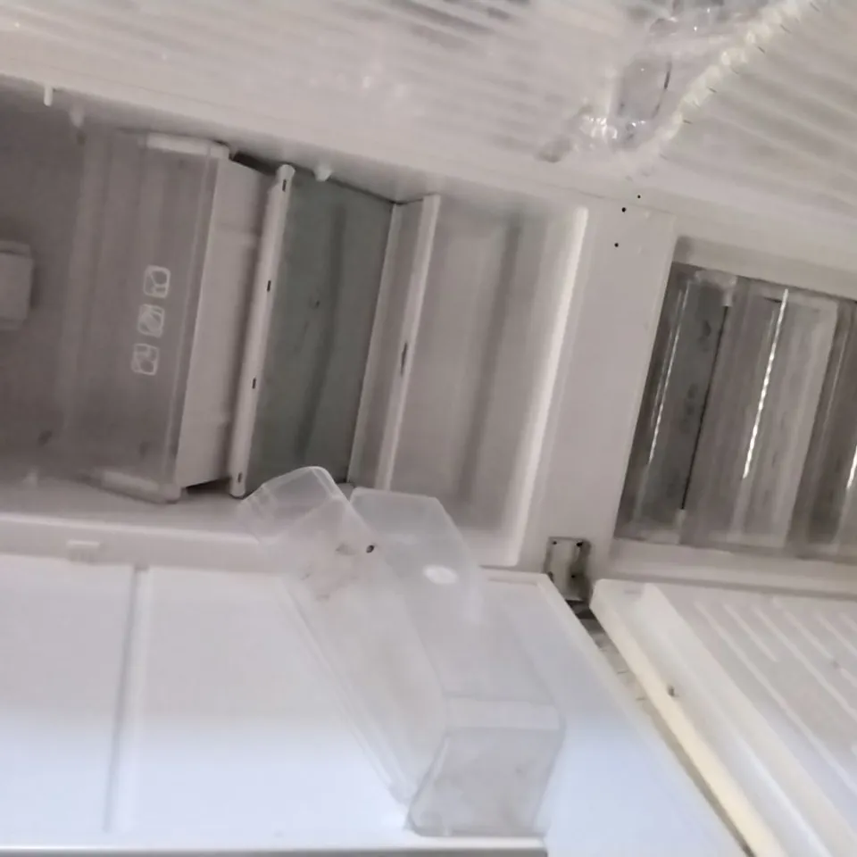 DESIGNER HOOVER INTEGRATED 232 LITRE 5050 FRIDGE FREEZER