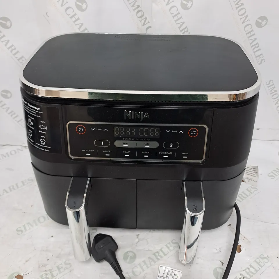 NINJA FOODI DUAL ZONE AIRFRYER AF300UK