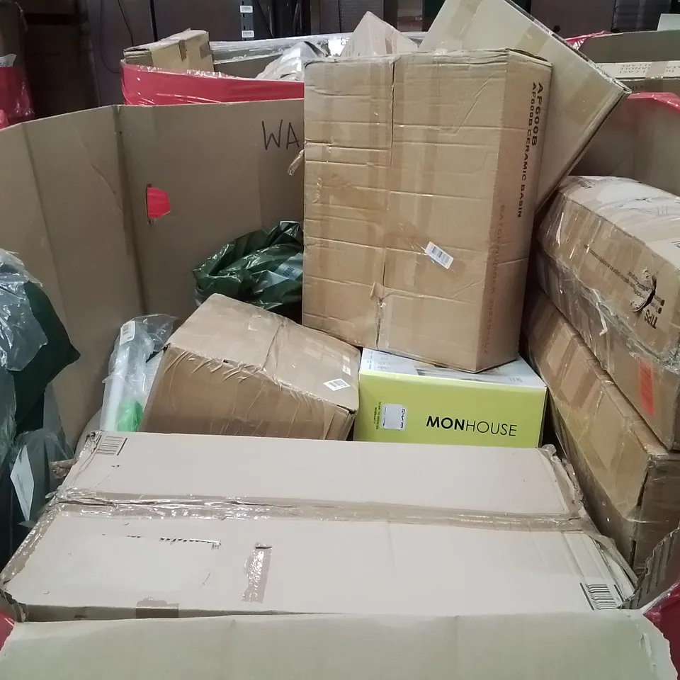 PALLET CONTAINING ASSORTED PRODUCTS INCLUDING: HEATED THROWS, SIDE TABLE, CLOTHES DRYER, VANITY MIRROR, ERGONOMIC KNEELING CHAIR ECT