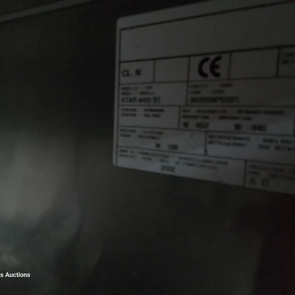 COMMERCIAL DOUBLE DOOR COUNTER FRIDGE