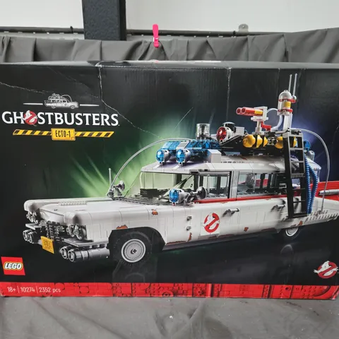 BOXED LEGO GHOSTBUSTERS ECTO-1 10274