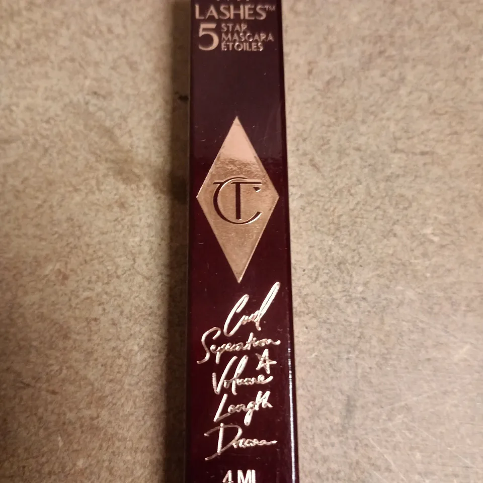 CHARLOTTE TILBURY FULL FAT LASHES 5-IN-1 MASCARA – 4 ML (BOXED)