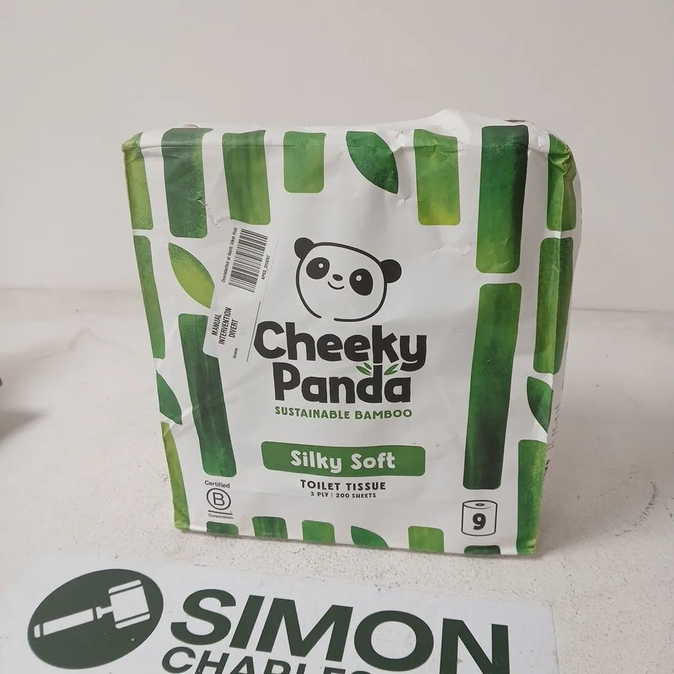 BOX OF APPROXIMATELY 15 ASSORTED HOUSEHOLD ITEMS INCLUDING STATEMENT CUSHION WITH POCKET , MULTI COLOURED KNITTING WOOL AND CHEEKY PANDA TOILET ROLLS