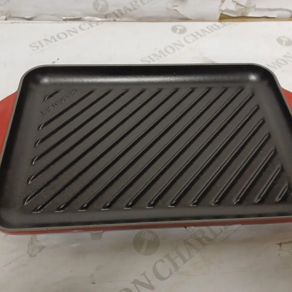 LE CREUSET ENAMELLED CAST IRON RECTANGULAR GRILL