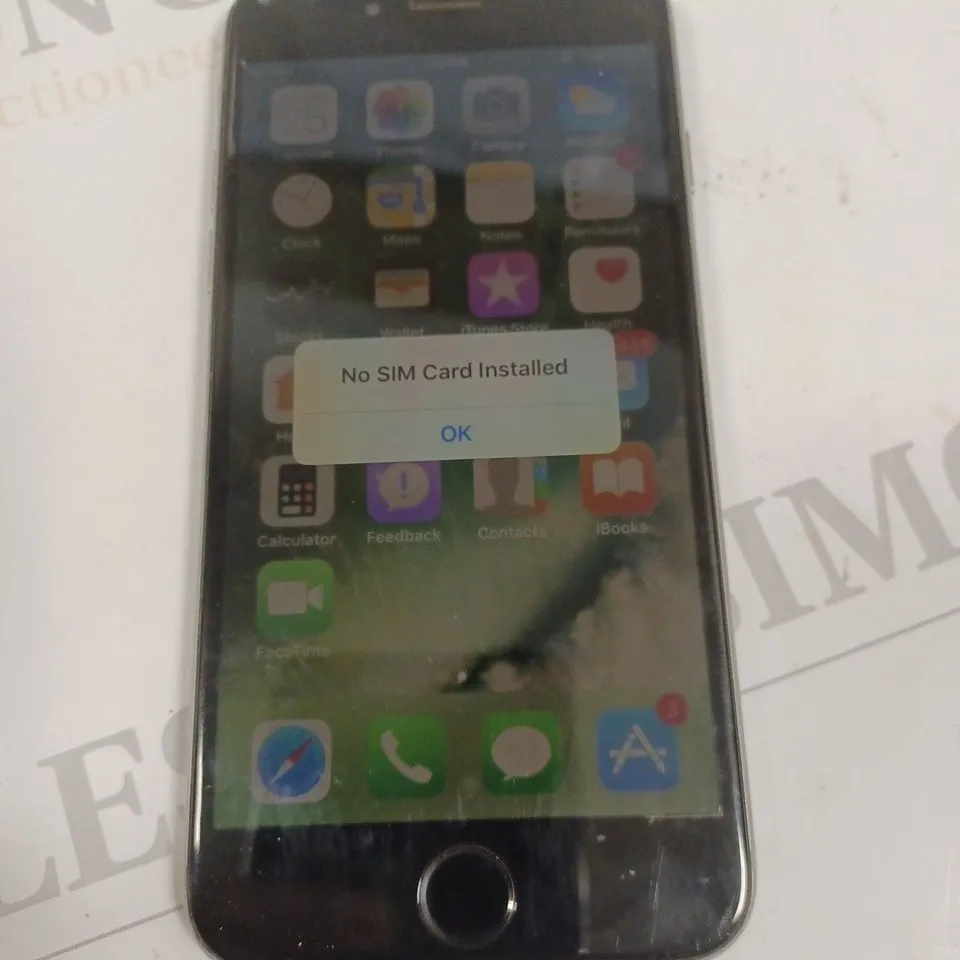 UNBOXED APPLE IPHONE MOBILE PHONE - A1586