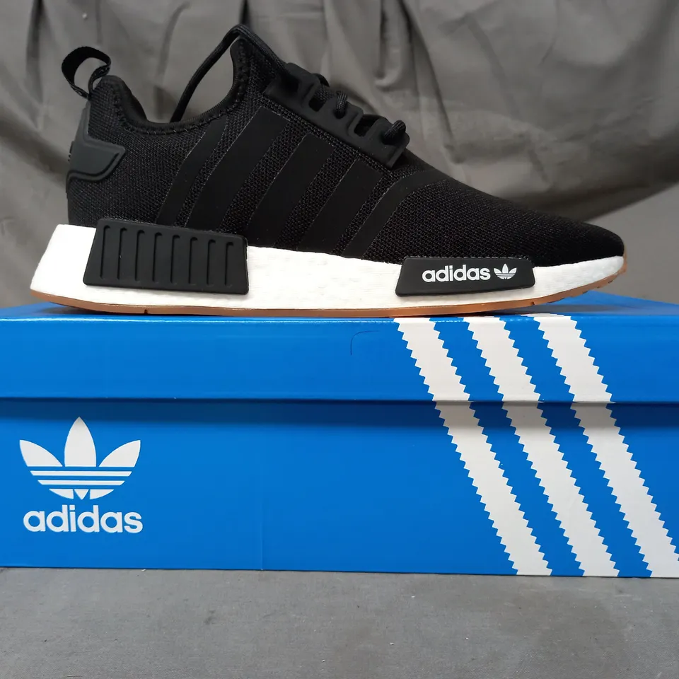 BOXED PAIR OF ADIDAS NMD R1 SHOES IN BLACK UK SIZE 9