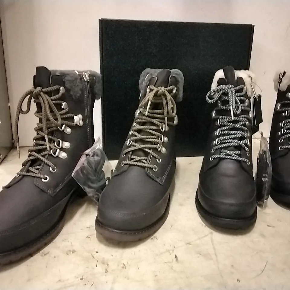 BOXED EMU AUSTRALIA UNISEX BOOTS , GREY , SIZE UK 7 , 2 PAIRS AND 2 PAIRS BLACK SIZE 5 