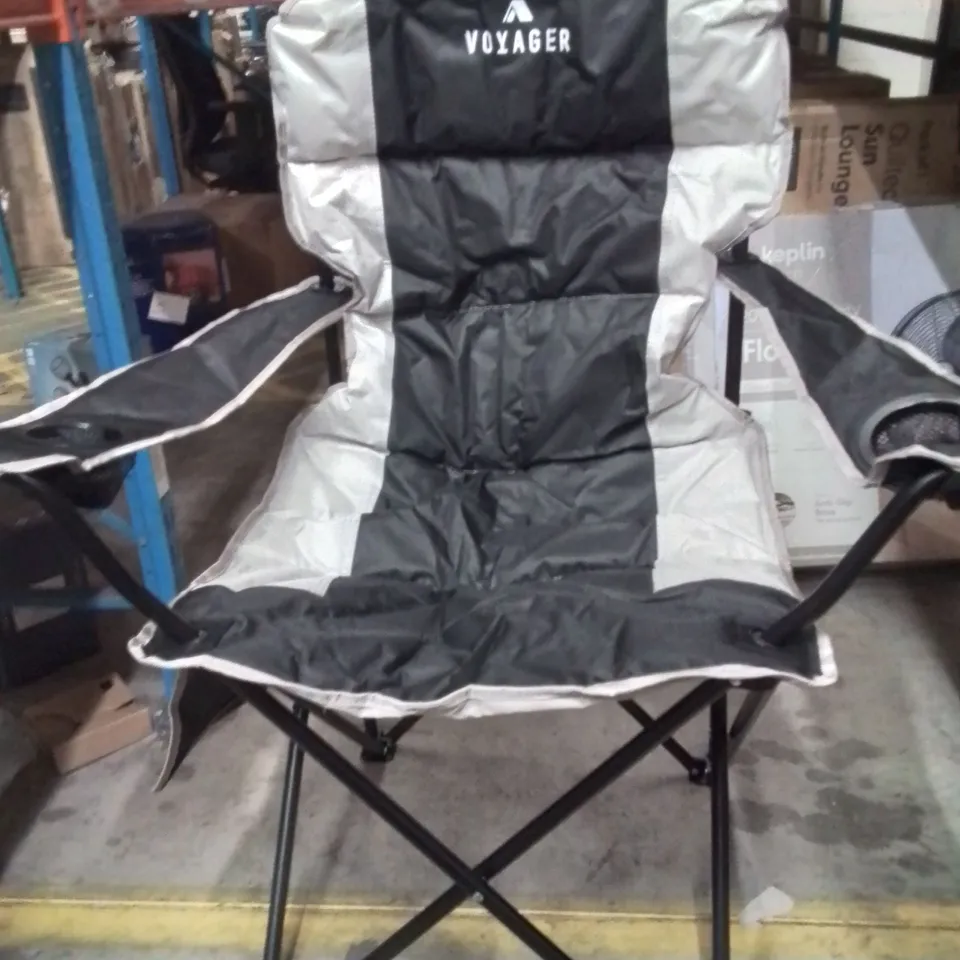 BAGGED VOYAGER CAMPING CHAIR GREY AND BLACK