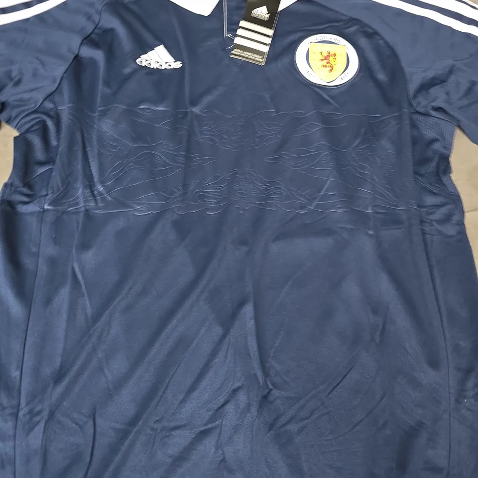 ADIDAS SCOTLAND NATIONAL FOOTBALL TEAM JERSEY IN NAVY SIZE LARGE