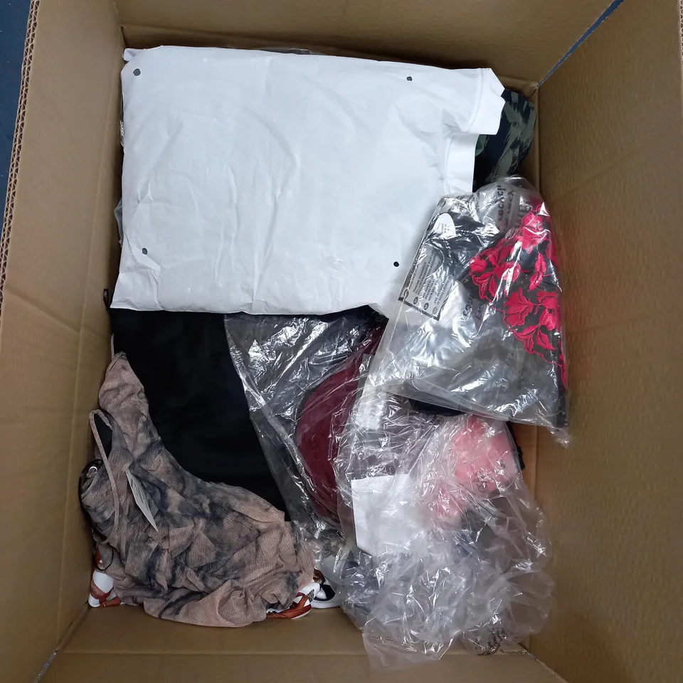 LARGE BOX OF ASSORTED CLOTHING ITEMS IN VARIOUS COLOURS AND SIZES INCLUDING TROUSERS , TOPS AND JUMPERS 