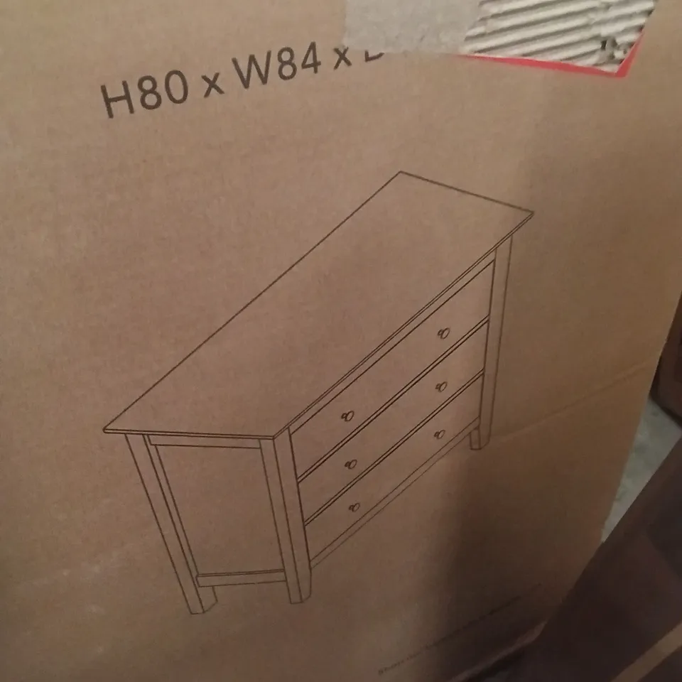 BOXED DUNELM LYNTON 3 DRAWER CHEST - WHITE 