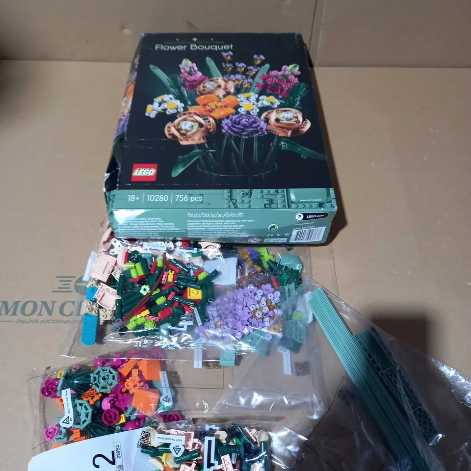BOXED LEGO CREATOR FLOWER BOUQUET SET FOR ADULTS 10280 RRP £55